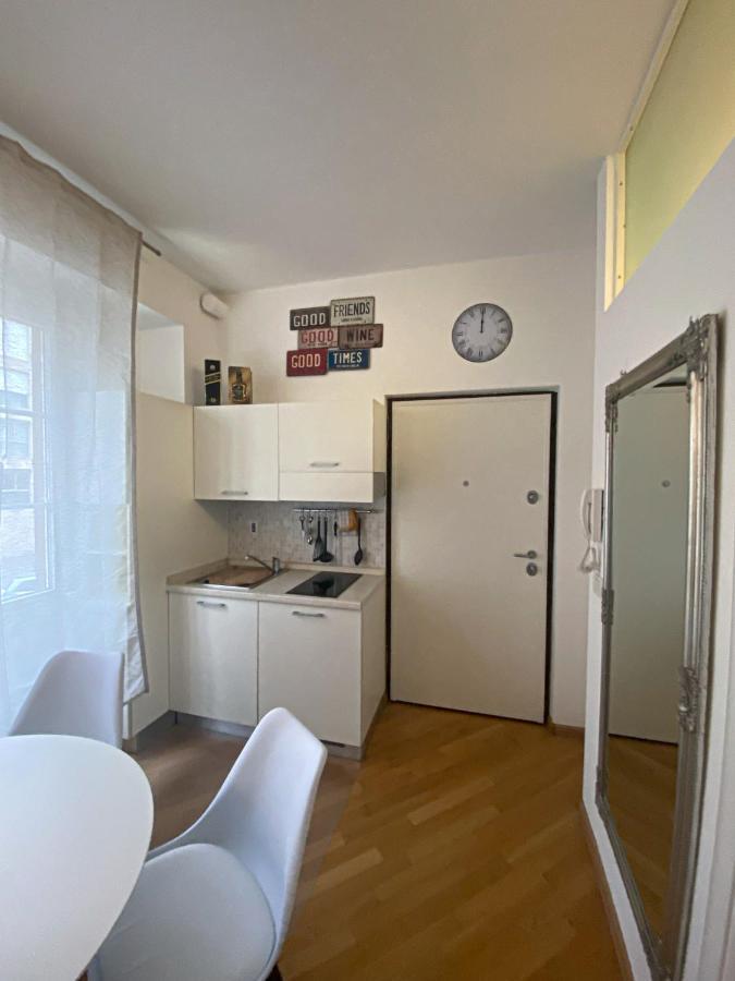 Apartamento Living Vittoria: Vicino Al Centro Di Bozen Exterior foto