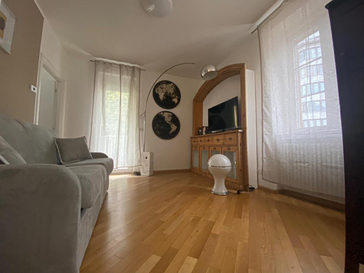 Apartamento Living Vittoria: Vicino Al Centro Di Bozen Exterior foto