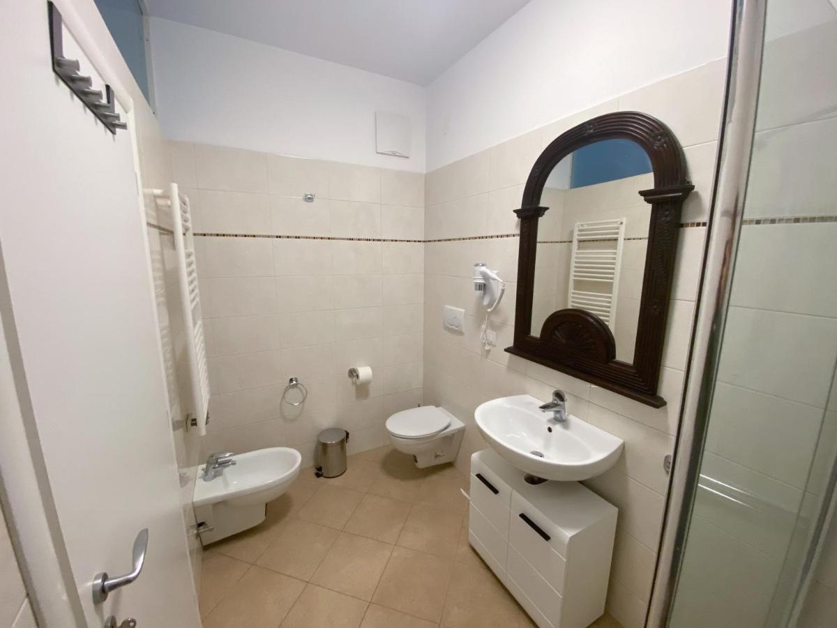Apartamento Living Vittoria: Vicino Al Centro Di Bozen Exterior foto