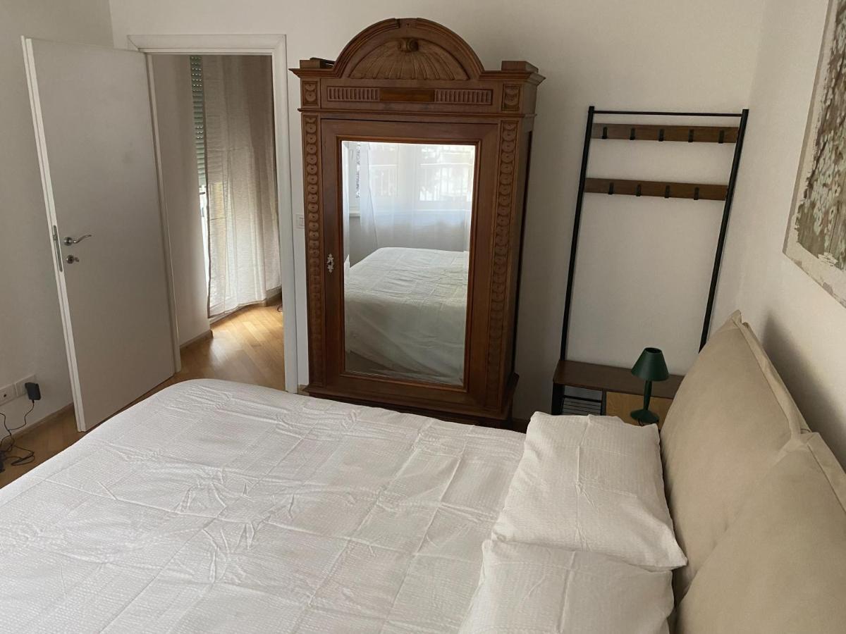 Apartamento Living Vittoria: Vicino Al Centro Di Bozen Exterior foto